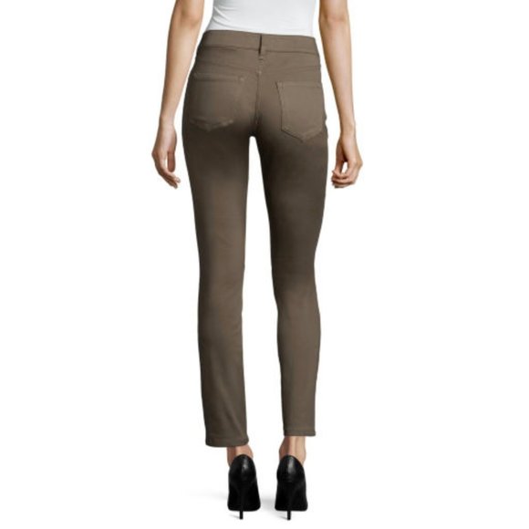 Liz Claiborne Skinny Fit Jeans - Picture 2 of 2